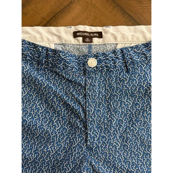 Michael Kors Men's Size 32 Blue Sea Coral Print Shorts Nautical Vacation Cruise - Picture 2 of 6